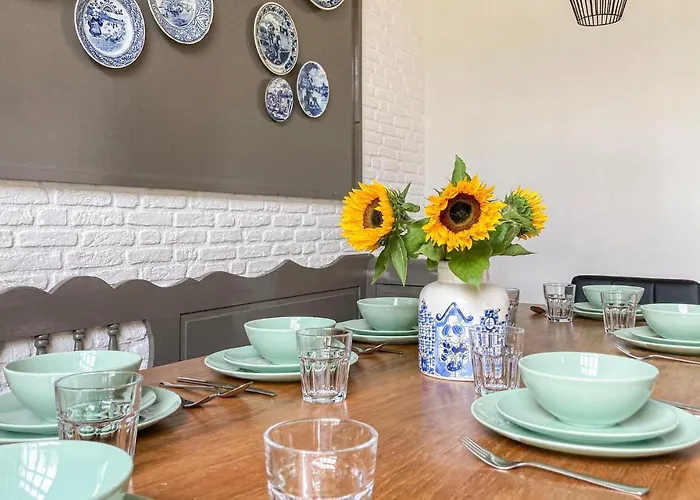 2 Bedroom Awesome In Loon Op Loon op Zand