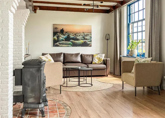 2 Bedroom Awesome In Loon Op Dom wakacyjny