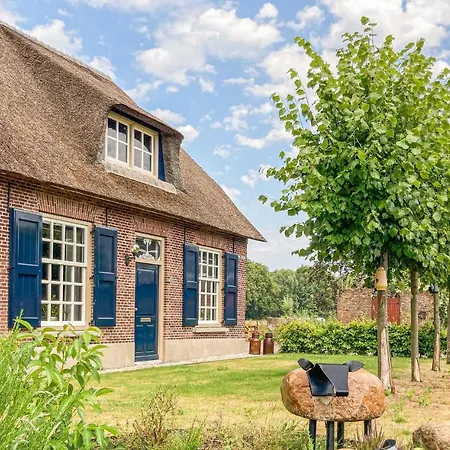 2 Bedroom Awesome In Loon Op * Loon op Zand